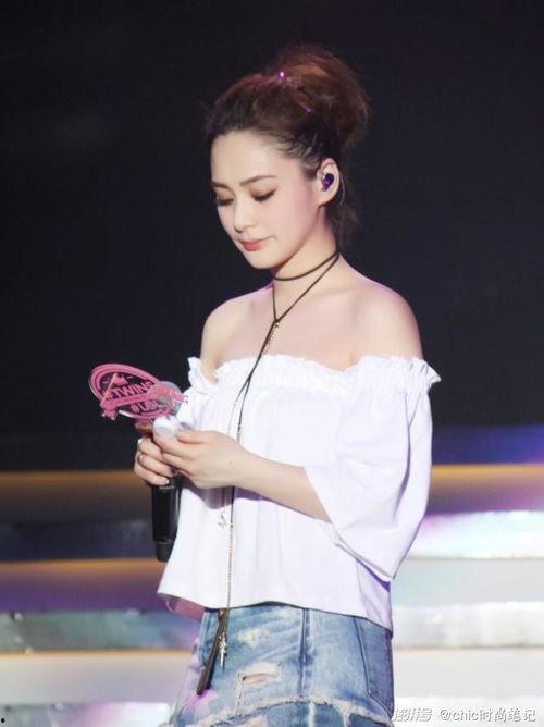 阿娇钟欣桐近照最新爆料